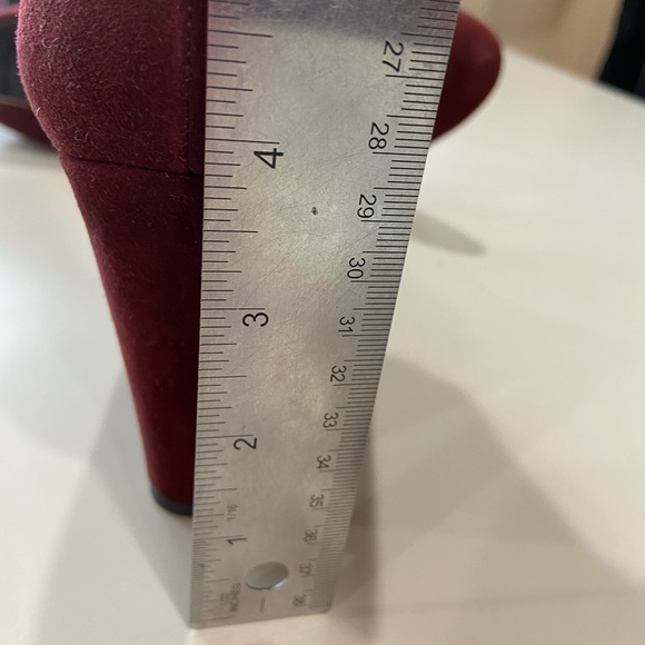 Size 8.5 leather/suede Kenneth Cole wedges - Picture 7 of 7